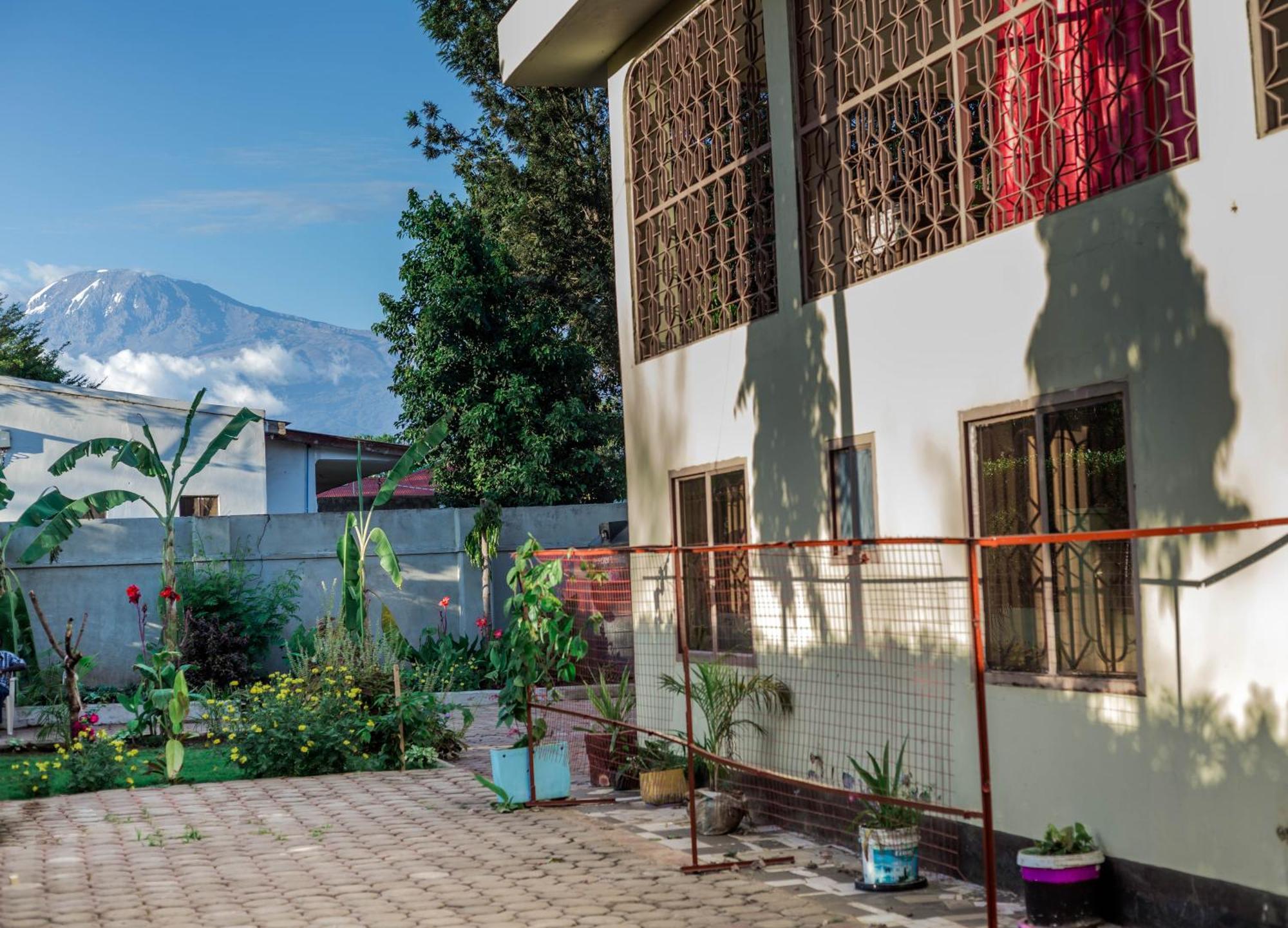 Kilimanjaro Summit Lodge Moshi Exterior photo